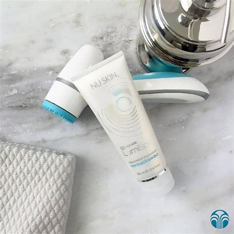Review: I tried this $372 cleansing tool that promises to remove .